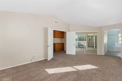 39600 Glenwood Court, Murrieta, CA 92563 - Photo 17