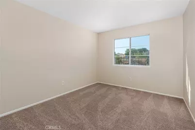 39600 Glenwood Court, Murrieta, CA 92563 - Photo 27