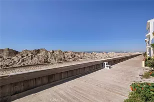 27 66th Pl, Long Beach, CA 90803 - Photo 43