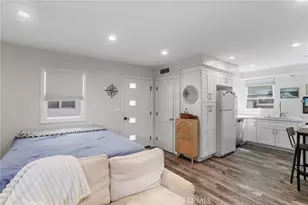 27 66th Pl, Long Beach, CA 90803 - Photo 19