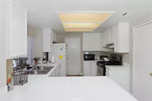 39649 Oak Cliff, Temecula, CA 92591 - Photo 9