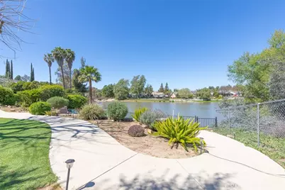 30198 La Primavera, Temecula, CA 92592 - Photo 39