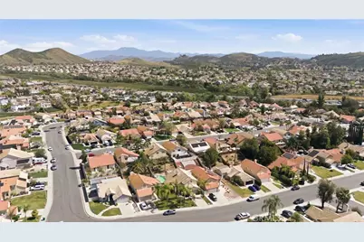 24516 Camino Mirabella, Murrieta, CA 92562 - Photo 37