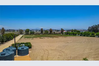 26465 Douglas Avenue, Murrieta, CA 92562 - Photo 9