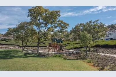 27194 Red Maple, Murrieta, CA 92562 - Photo 65