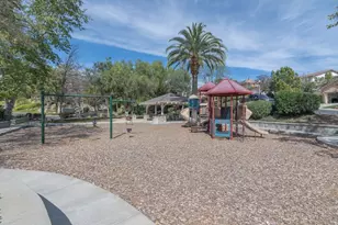 27194 Red Maple, Murrieta, CA 92562 - Photo 63