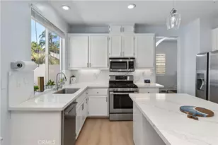 23992 Chatenay Ln, Murrieta, CA 92562 - Photo 17