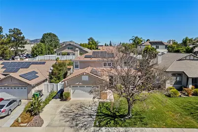 23992 23992 Chatenay, Murrieta, CA 92562 - Photo 3