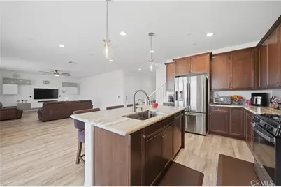 30812 Mossy Bend, Murrieta, CA 92563 - Photo 13