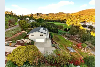 358 Sunrise Circle, Vista, CA 92084 - Photo 3