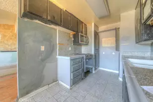 33051 Adelfa St, Lake Elsinore, CA 92530 - Photo 9