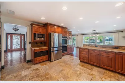 30297 Skippers Way, Canyon Lake, CA 92587 - Photo 7
