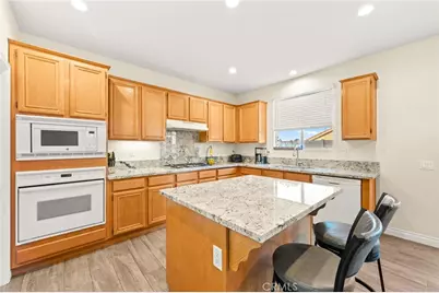 33926 Channel, Temecula, CA 92592 - Photo 17