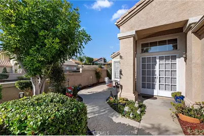 23990 Via Pamilla, Murrieta, CA 92562 - Photo 5