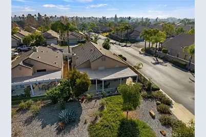 23990 Via Pamilla, Murrieta, CA 92562 - Photo 37