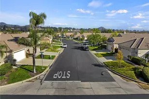 23990 Via Pamilla, Murrieta, CA 92562 - Photo 39