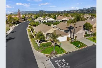 23990 Via Pamilla, Murrieta, CA 92562 - Photo 33