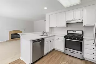 24499 Leafwood Dr, Murrieta, CA 92562 - Photo 17