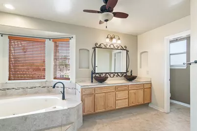 30245 White Wake, Canyon Lake, CA 92587 - Photo 41