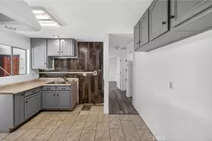 291 W Whittier, Hemet, CA 92543 - Photo 11