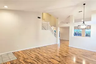 23501 Mountain Breeze, Murrieta, CA 92562 - Photo 5