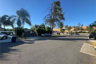 30489 Machado St, Lake Elsinore, CA 92530 - Photo 3