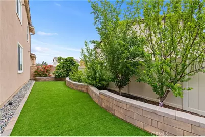 32622 Parker, Menifee, CA 92584 - Photo 37