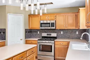 38332 Chestnut Cir, Murrieta, CA 92563 - Photo 13