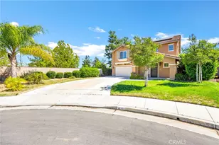 38332 Chestnut Cir, Murrieta, CA 92563 - Photo 3