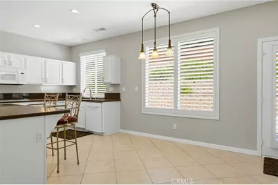 36013 Corte Pavia, Murrieta, CA 92562 - Photo 9