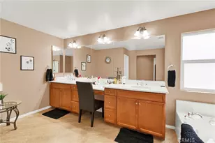 36065 Mustang Spirit Ln, Wildomar, CA 92595 - Photo 11