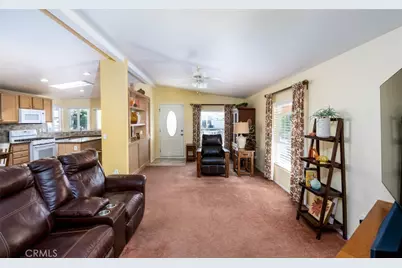 38079 Calle De Amor, Murrieta, CA 92563 - Photo 9
