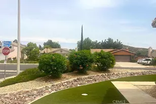 16496 Nectarine Way, Lake Elsinore, CA 92530 - Photo 3