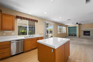 23281 Highland Oaks Ct, Wildomar, CA 92595 - Photo 9