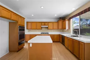 23281 Highland Oaks Ct, Wildomar, CA 92595 - Photo 9