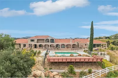 38075 Via Majorca, Murrieta, CA 92562 - Photo 3