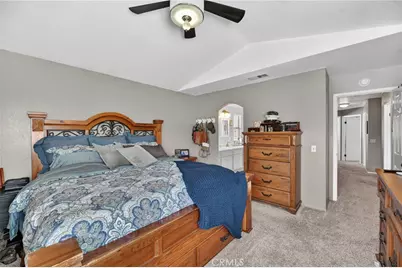 39055 Via Las Sintras, Murrieta, CA 92562 - Photo 31