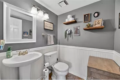 39055 Via Las Sintras, Murrieta, CA 92562 - Photo 25