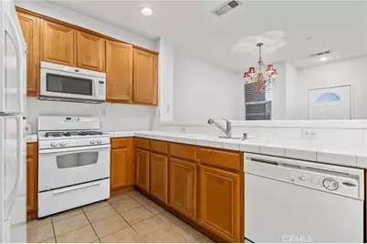 28253 Socorro #83, Murrieta, CA 92563 - Photo 21