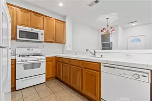 28253 Socorro, Murrieta, CA 92563 - Photo 21