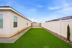 29068 Golden Sunset, Winchester, CA 92596 - Photo 3