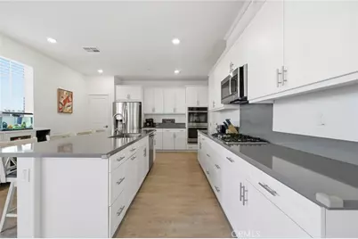 30218 Arroyo Springs, Murrieta, CA 92563 - Photo 7