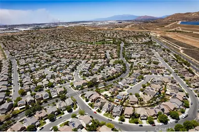 3993 Barbury Palms Way, Perris, CA 92571 - Photo 43