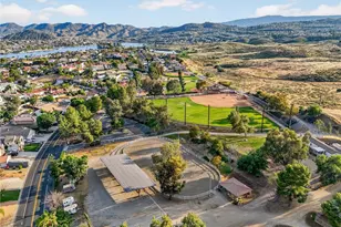 21951 Stawberry Ln, Canyon Lake, CA 92587 - Photo 13