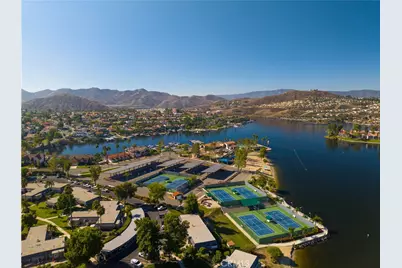 21951 Stawberry Lane, Canyon Lake, CA 92587 - Photo 21