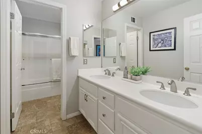 38220 Calle Cipres, Murrieta, CA 92562 - Photo 33