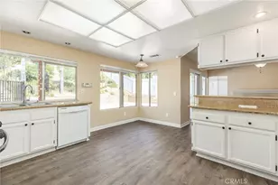 24446 Saradella Ct, Murrieta, CA 92562 - Photo 9