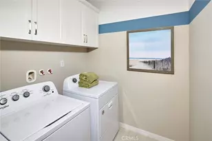 30945 Campania Rd, Highland, CA 92346 - Photo 17