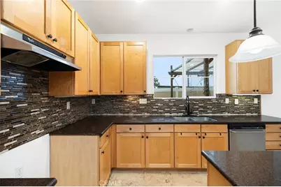 34027 Lily, Yucaipa, CA 92399 - Photo 11