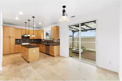 34027 Lily, Yucaipa, CA 92399 - Photo 7